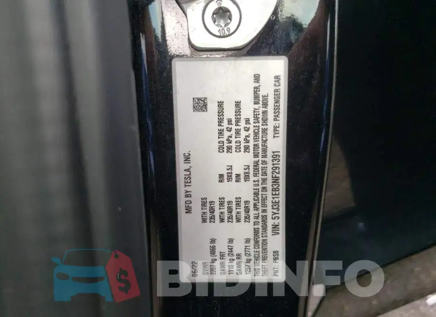 5YJ3E1EB3NF291391 Photo# 12