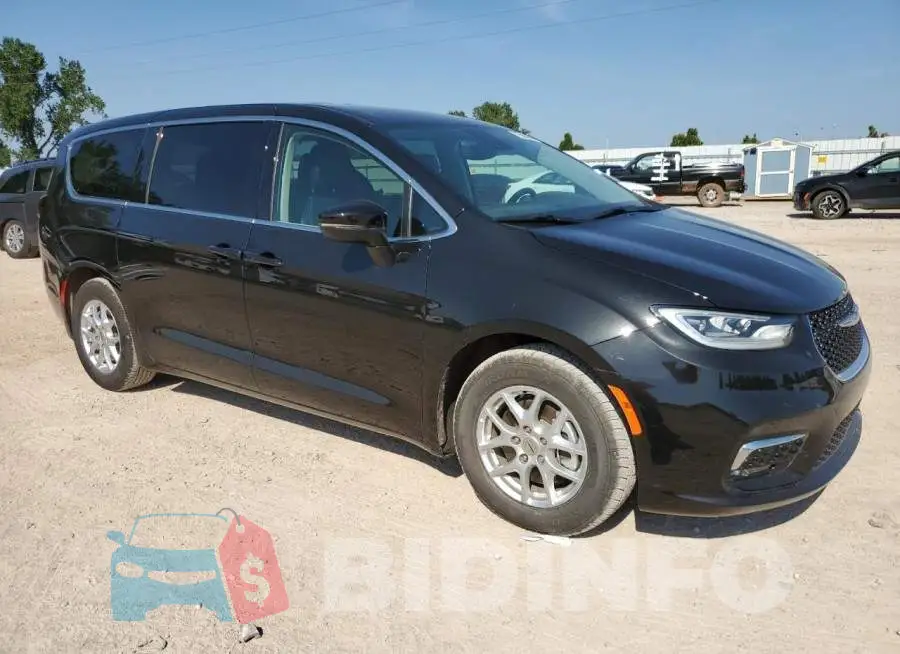 2C4RC1BGXPR524223 Photo# 4