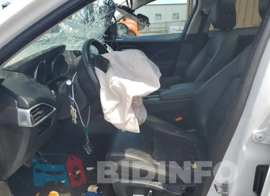 SADCJ2FX2KA399196 Photo# 7