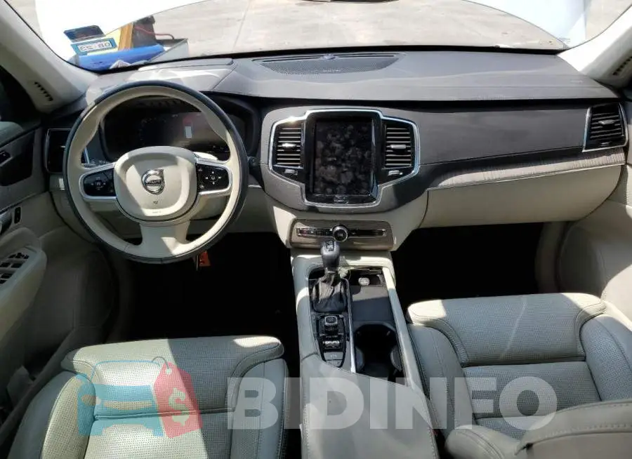 YV4A22PL5M1771402 Photo# 8