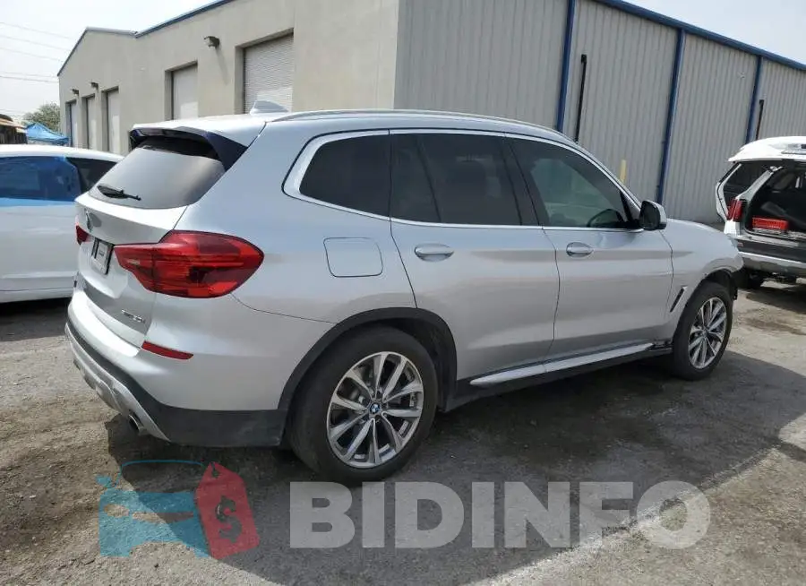 5UXTR7C57KLR51024 Photo# 3
