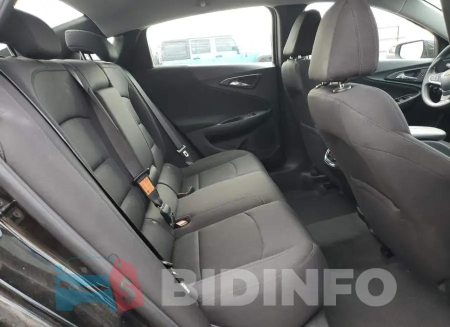 1G1ZD5ST2NF180076 Photo# 10