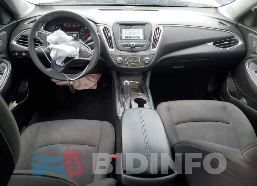 1G1ZD5ST4JF133139 Photo# 8