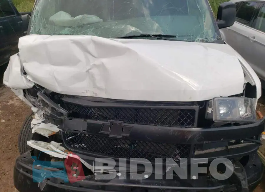 1GCWGBFG2L1272182 Photo# 12