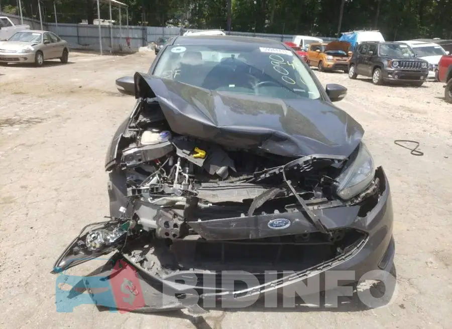 1FADP3F22GL350090 Photo# 5