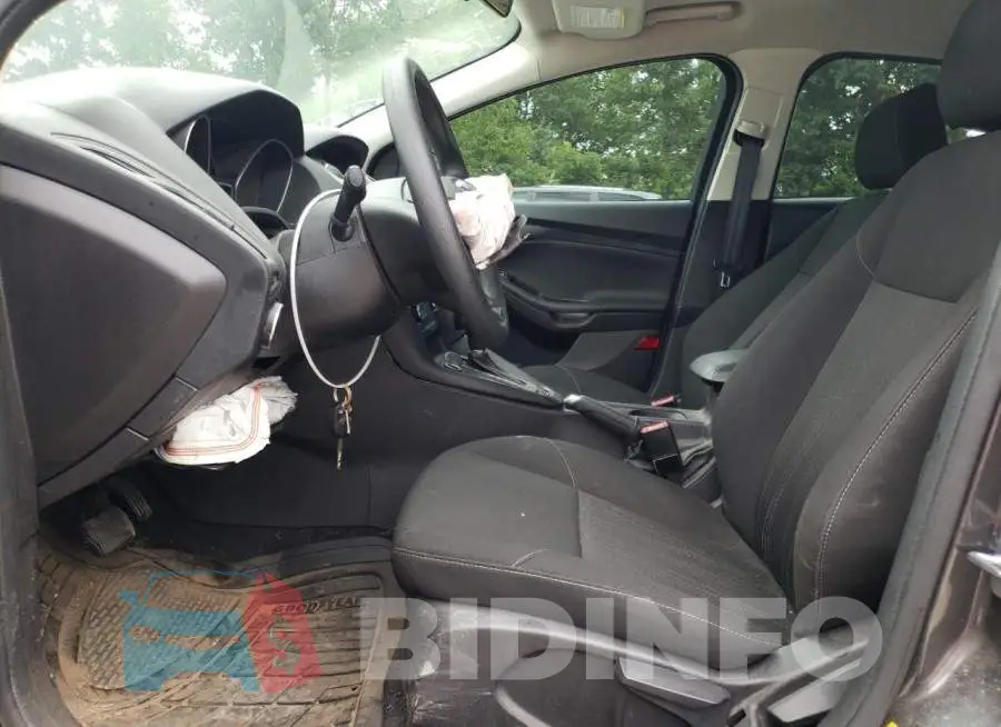 1FADP3F28HL277048 Photo# 7