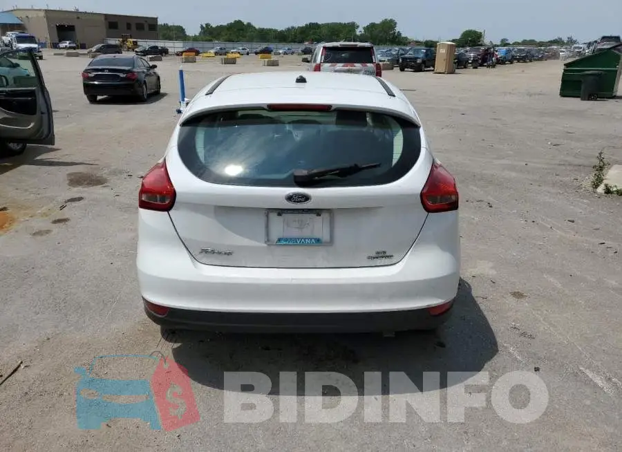 1FADP3K21GL320374 Photo# 6