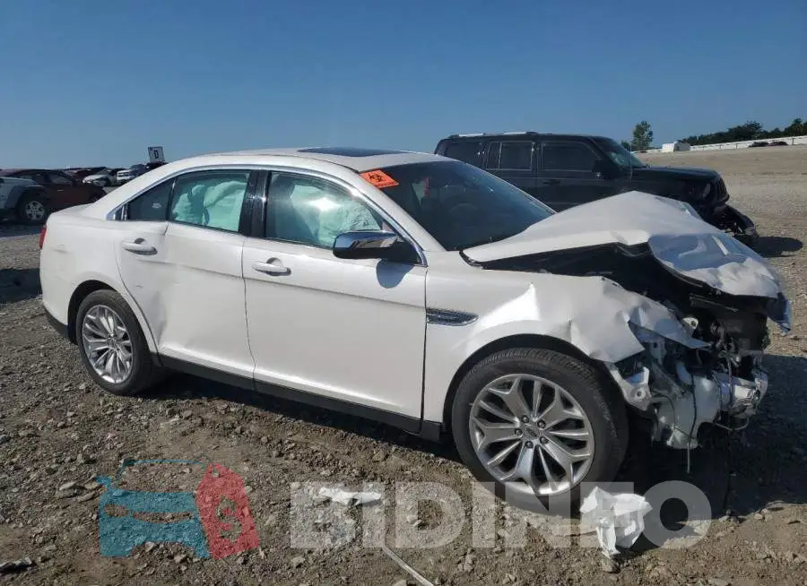 1FAHP2F8XKG114644 Photo# 4