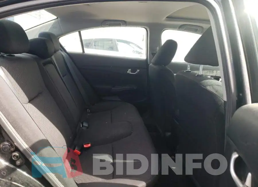 2HGFB2E53EH020137 Photo# 10