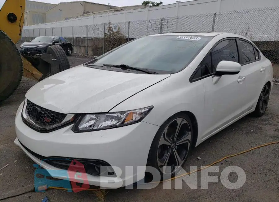 2HGFB6E57FH710028 Photo# 1