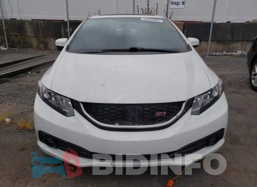 2HGFB6E57FH710028 Photo# 5