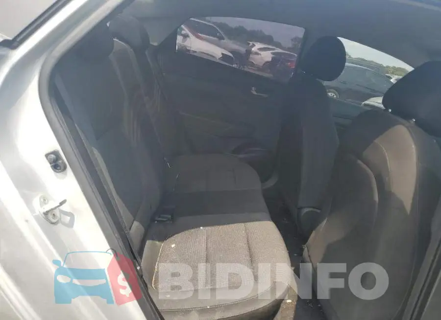 3KPC24A64LE106173 Photo# 10