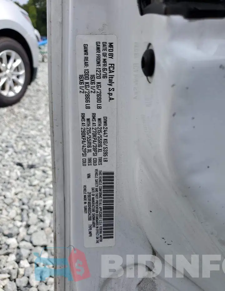 ZFBERFABXH6D34288 Photo# 13