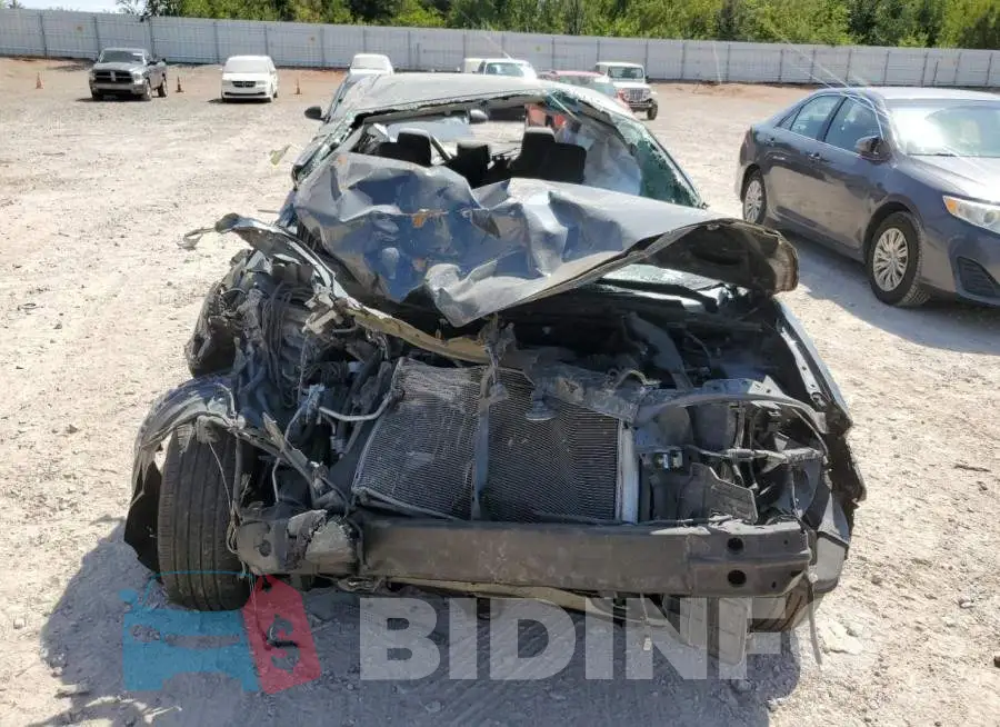 2T1BURHE3FC481247 Photo# 5