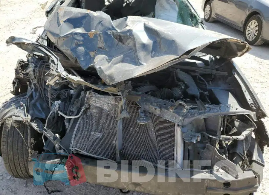2T1BURHE3FC481247 Photo# 11