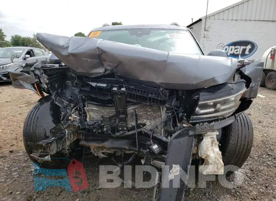 1V2MR2CA7KC585943 Photo# 5