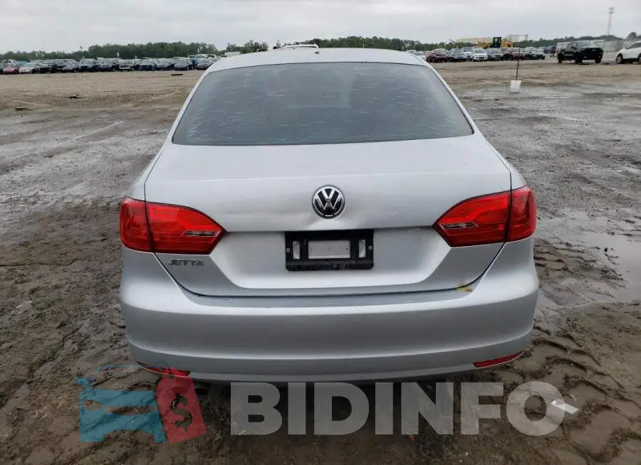 3VW2K7AJ8EM307789 Photo# 6