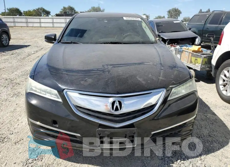 19UUB1F55FA018373 Photo# 5