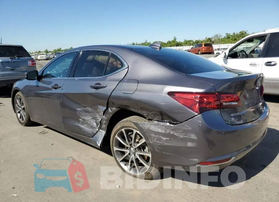 19UUB2F72HA005672 Photo# 2