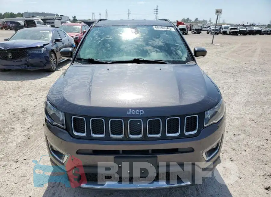 3C4NJCCB2LT150717 Photo# 5