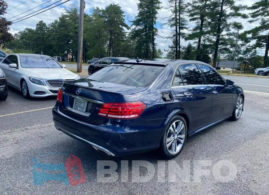 WDDHF5KB0EA827274 Photo# 3