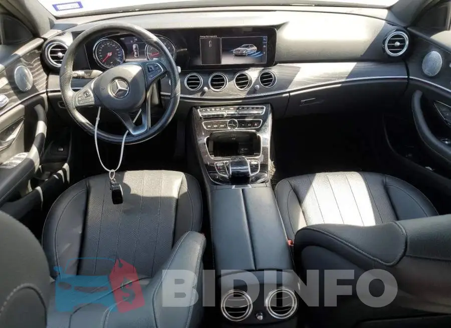 WDDZF4KB6HA255324 Photo# 8