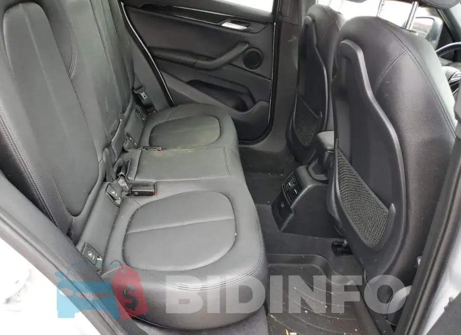WBXHT3C3XJ5F89926 Photo# 10