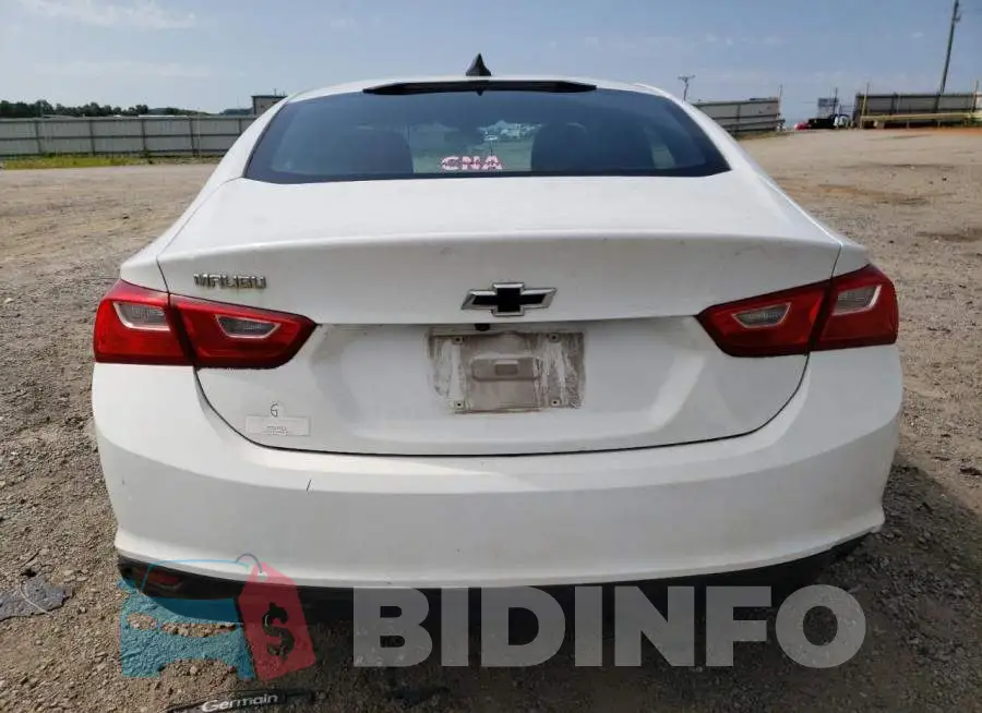 1G1ZB5ST3HF105901 Photo# 6