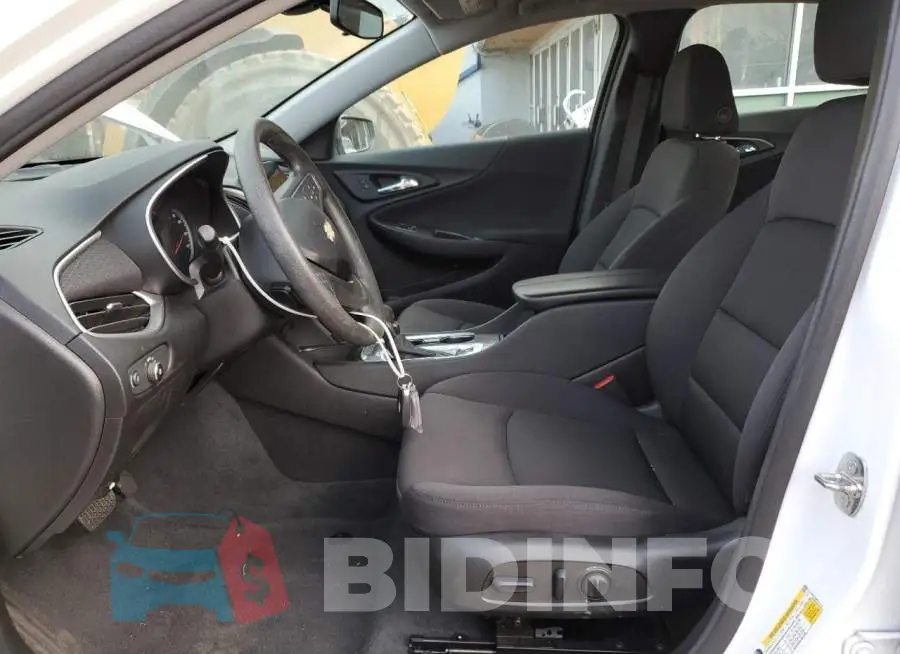 1G1ZD5ST5NF181075 Photo# 7