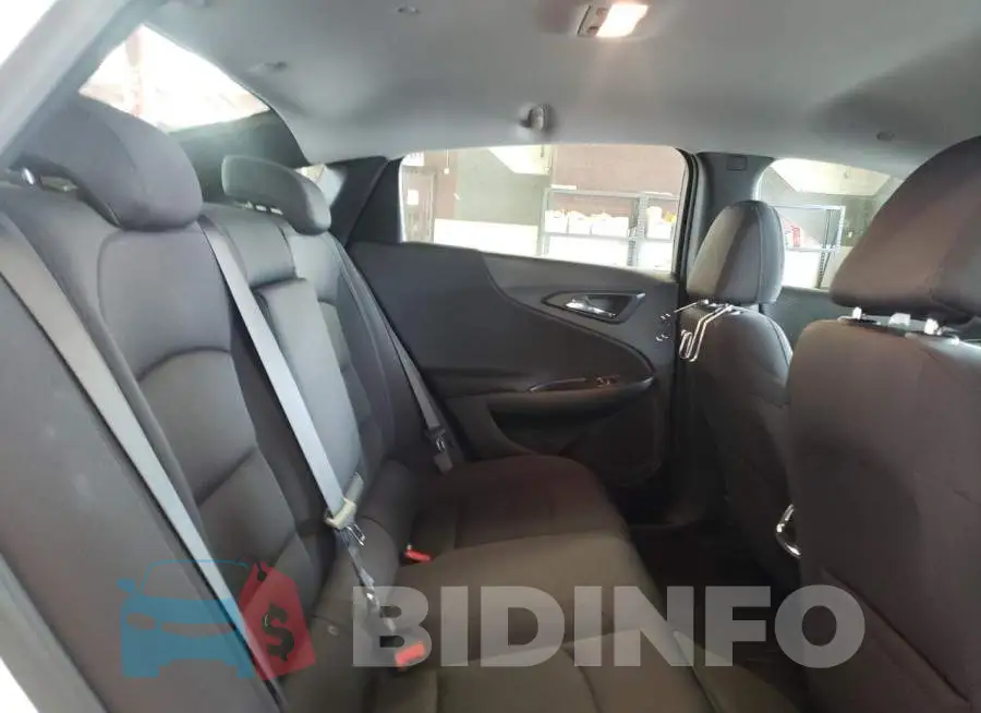 1G1ZD5ST5NF201194 Photo# 10