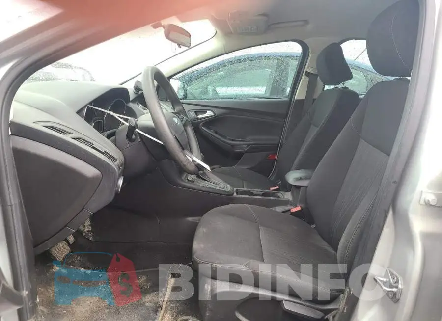 1FADP3F24HL304472 Photo# 7
