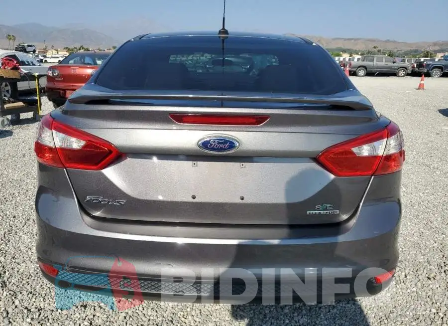 1FADP3F26EL383266 Photo# 6