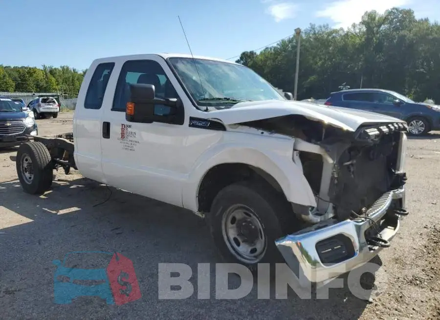 1FT7X2A67GEA95825 Photo# 4