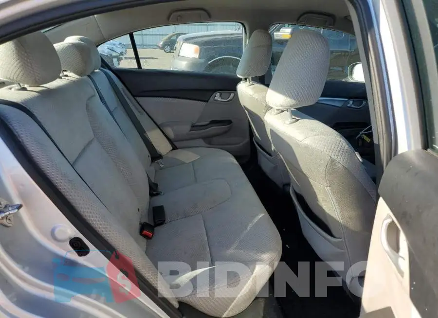 19XFB4F29FE202033 Photo# 10