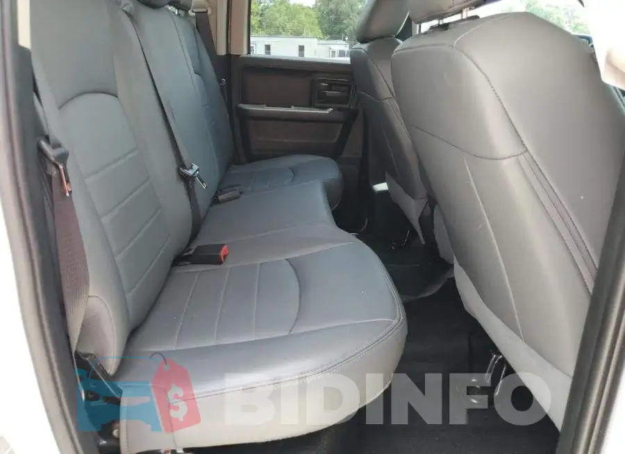 1C6RR6FG7JS284132 Photo# 10