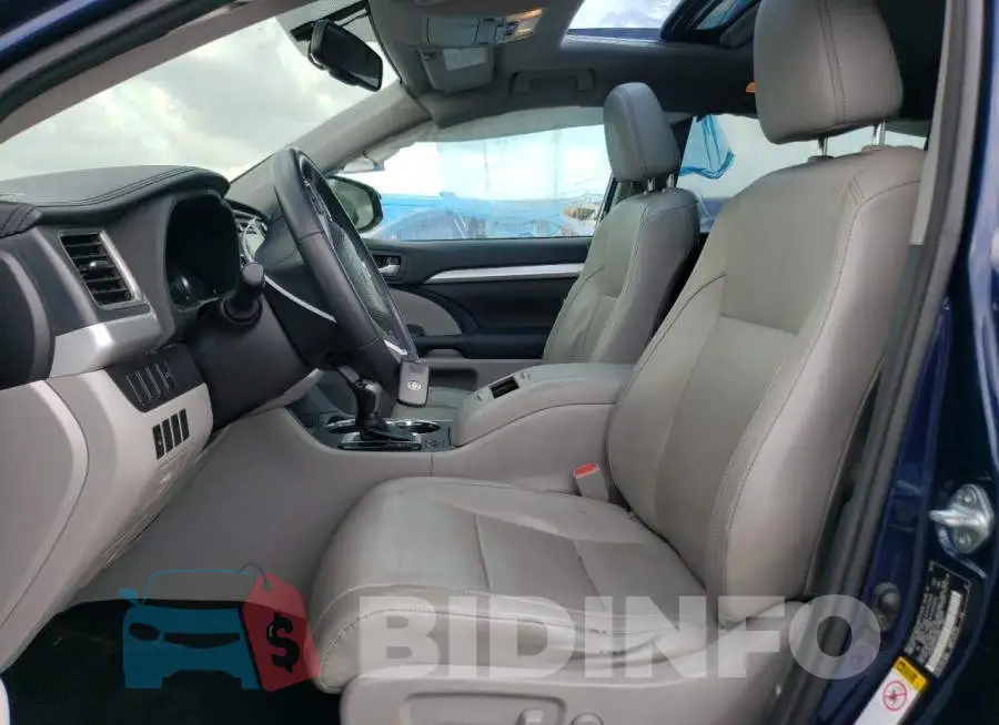 5TDJKRFH1FS143982 Photo# 7