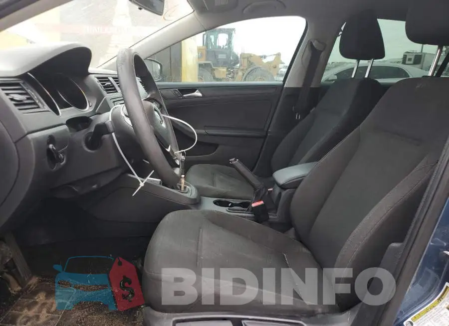 3VW267AJ7GM377873 Photo# 7