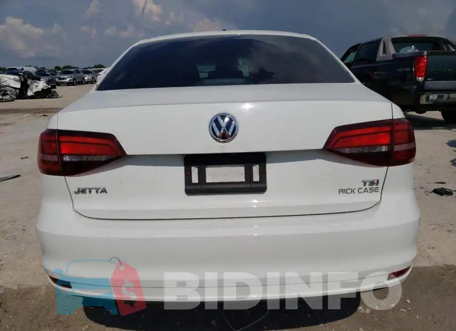 3VW2B7AJ4HM256621 Photo# 6