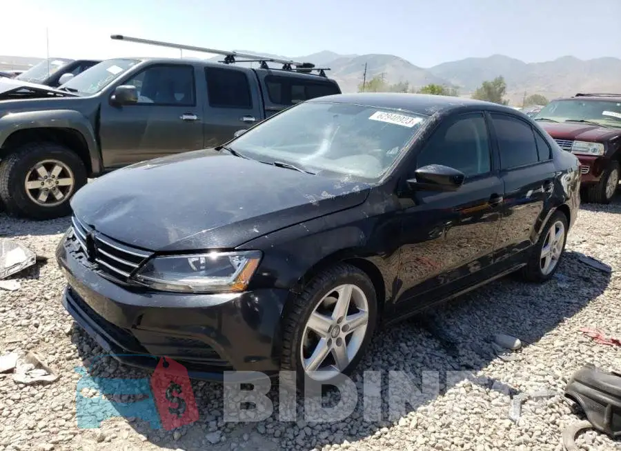 3VW2B7AJ7HM371164 Photo# 1