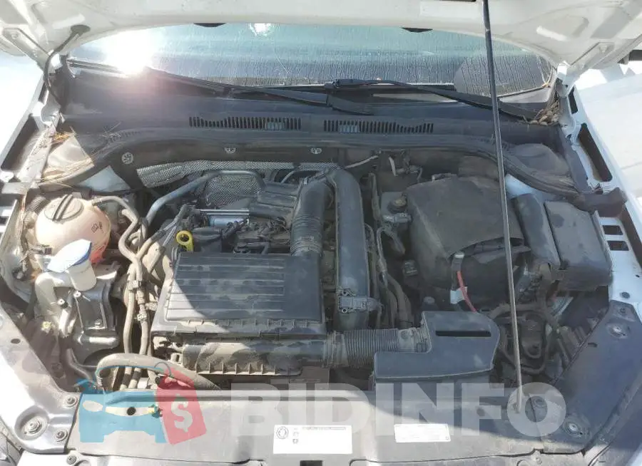 3VW2B7AJ8HM255360 Photo# 11