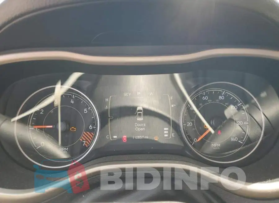 1C4PJLCB9FW781374 Photo# 9
