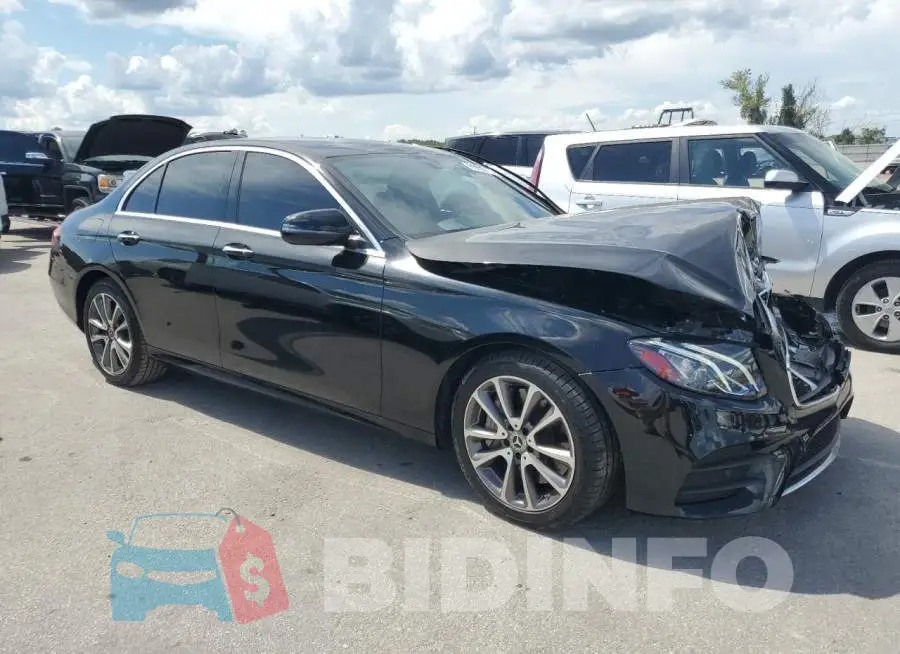 WDDZF6JB2LA744440 Photo# 4