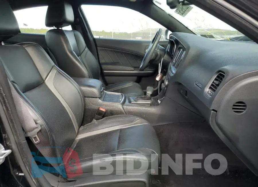 2C3CDXJG6GH282144 Photo# 5