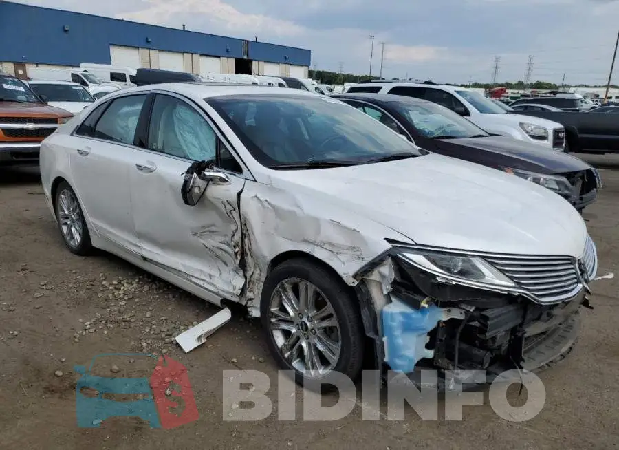 3LN6L2G9XFR621493 Photo# 4
