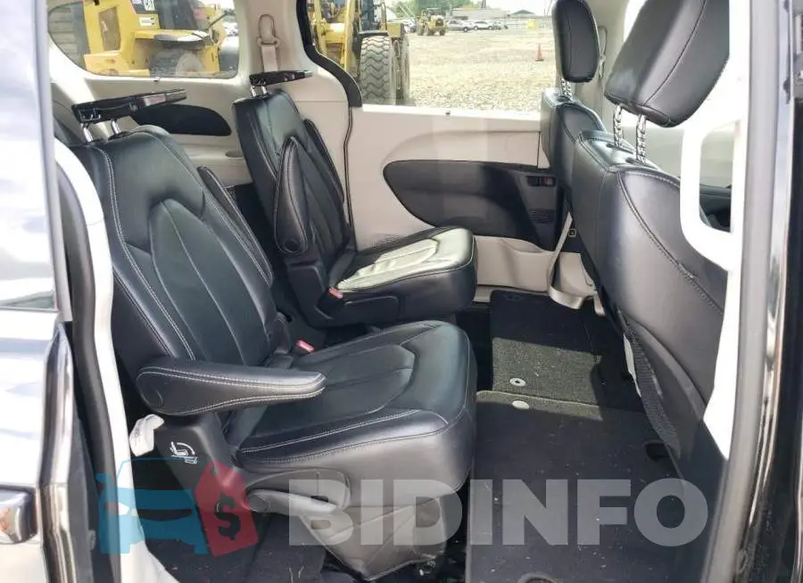2C4RC1BG8NR190125 Photo# 11