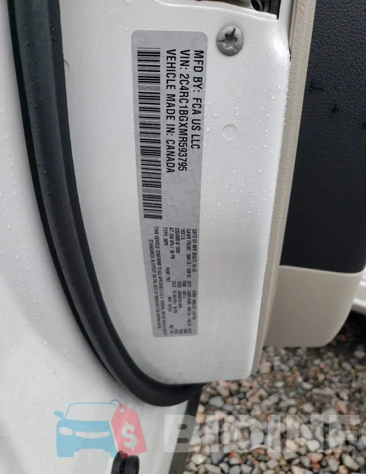 2C4RC1BGXMR593795 Photo# 13
