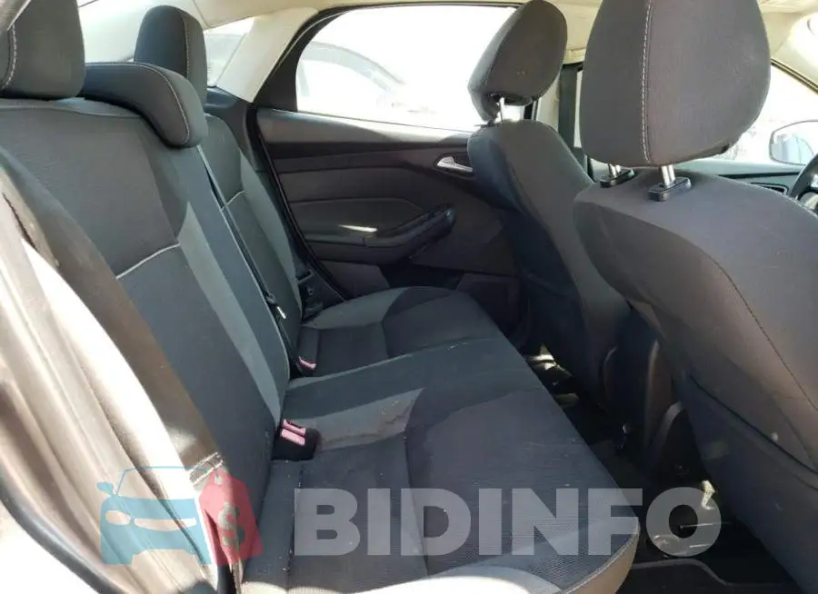 1FADP3F21EL372353 Photo# 10
