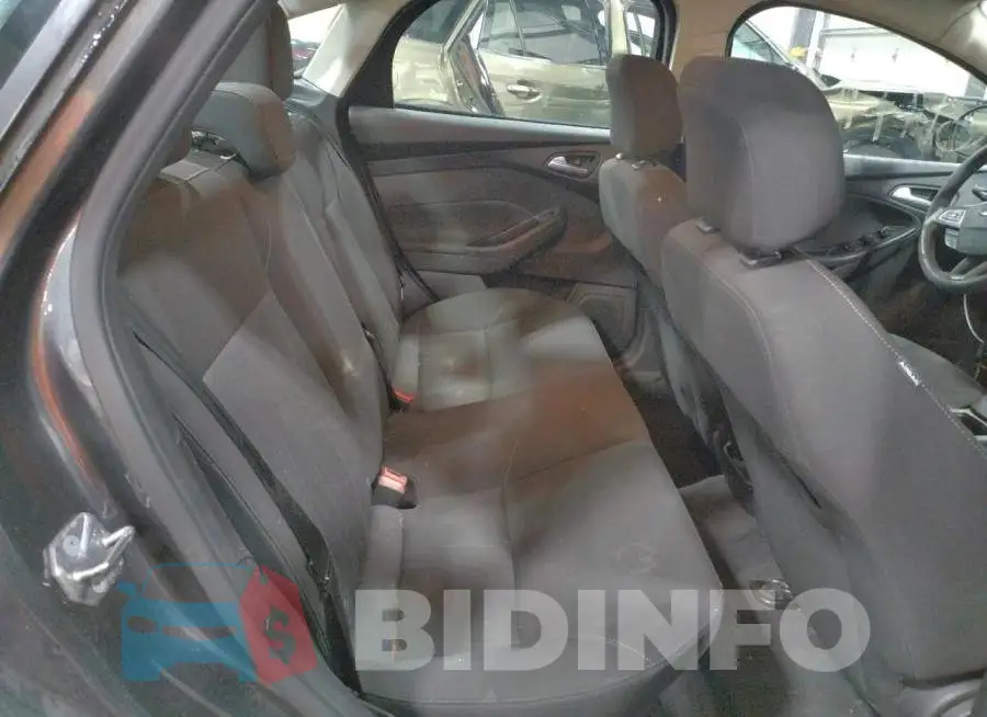 1FADP3F2XFL220833 Photo# 10