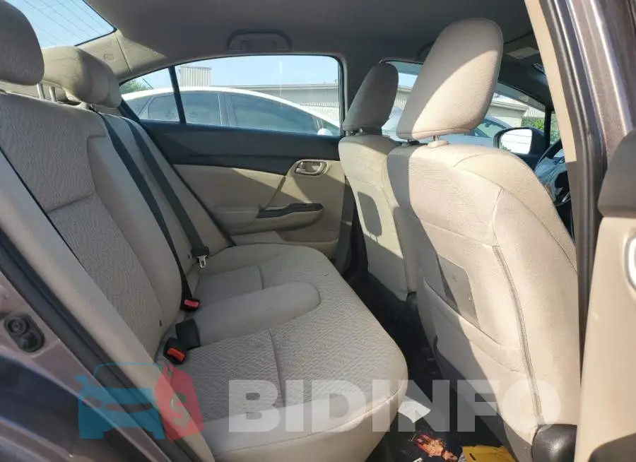 19XFB2F53FE117543 Photo# 10