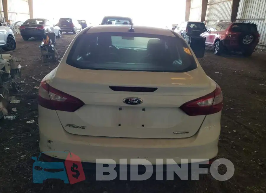 1FADP3E23EL193426 Photo# 6